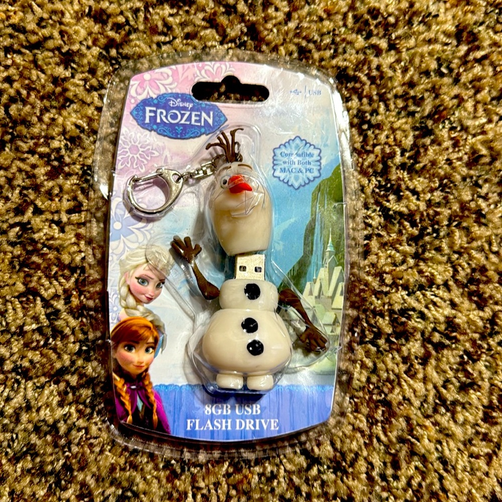 Disney Frozen Olaf 8GB USB Flash Drive